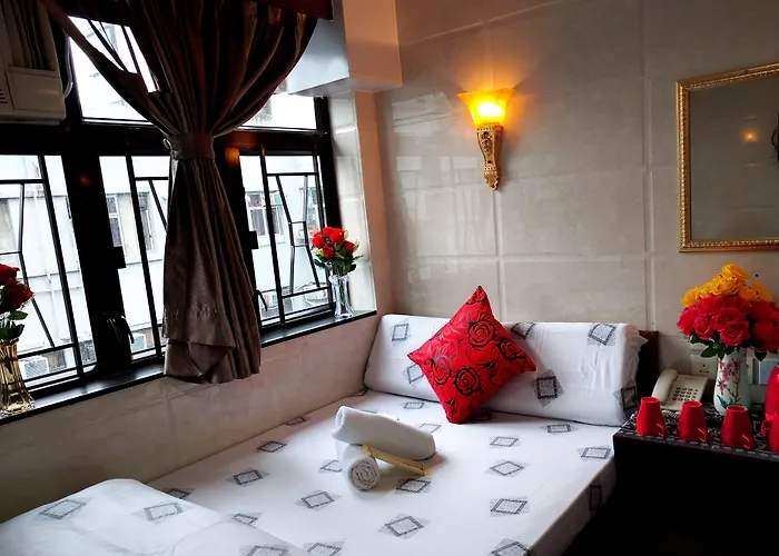 Paris Guest House 10E4 Block E 10F Hong Kong