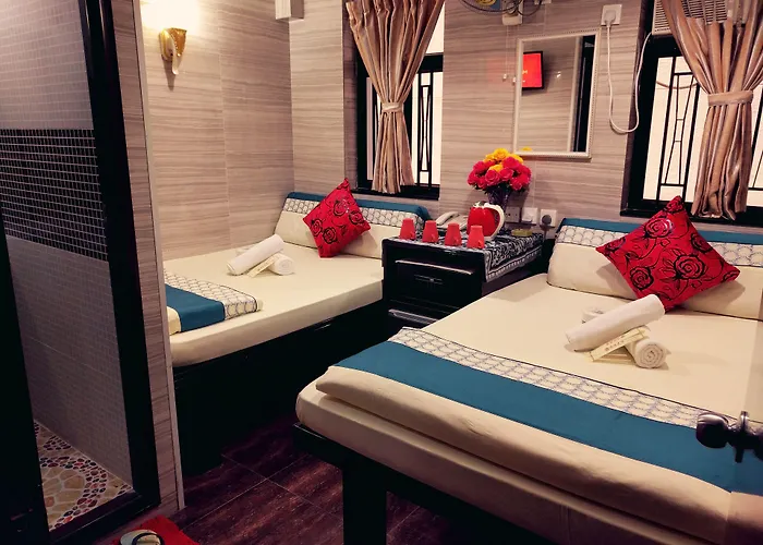 Paris Guest House 10E4 Block E 10F Hong Kong